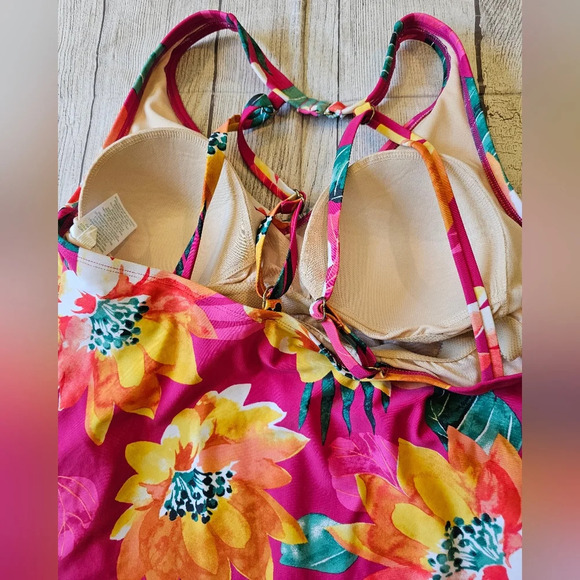 Kona Sol Pink Floral tropical One Piece swimsuit with Strappy Back Flattering - Picture 6 of 9